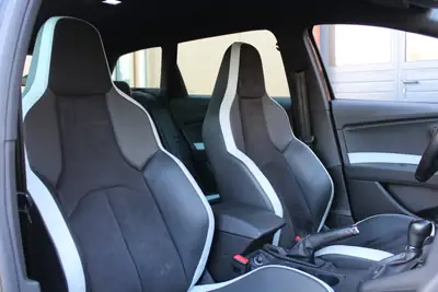 SEAT Leon ST Cupra ABT 335 ch — Break sportif affûté, sièges Alcantara, 78 500 km — Miniature 24