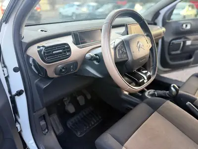 Citroën C4 Cactus 1.2 e-THP Feel — Design innovant, première main, 104 000 km — Thumbnail 10