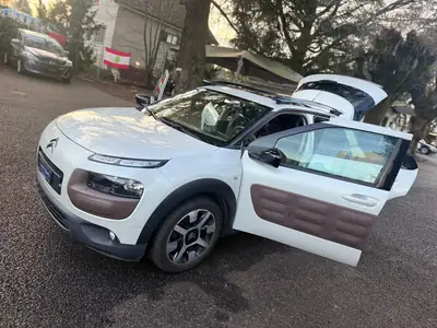 Citroën C4 Cactus 1.2 e-THP Feel — Design innovant, première main, 104 000 km — Thumbnail 12