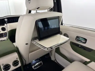 Rolls-Royce Cullinan 6.7 V12 — Le SUV de luxe ultime, première main, kilométrage minime — Thumbnail 9