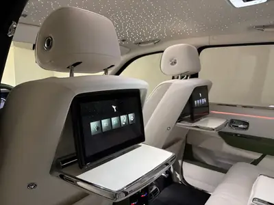 Rolls-Royce Cullinan 6.7 V12 — Le SUV de luxe ultime, première main, kilométrage minime — Thumbnail 12