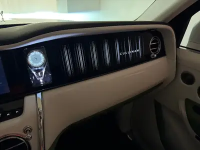 Rolls-Royce Cullinan 6.7 V12 — Le SUV de luxe ultime, première main, kilométrage minime — Thumbnail 11