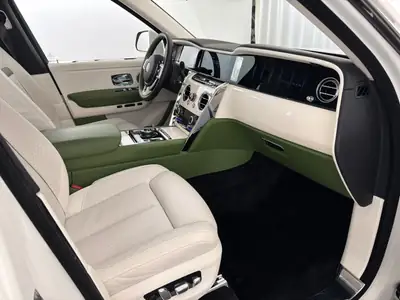 Rolls-Royce Cullinan 6.7 V12 — Le SUV de luxe ultime, première main, kilométrage minime — Thumbnail 16