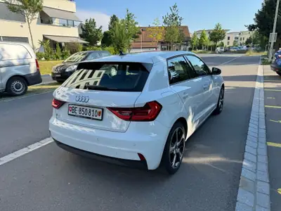 Audi A1 Sportback 35 TFSI S-tronic — Citadine dynamique, 36 000 km seulement — côté