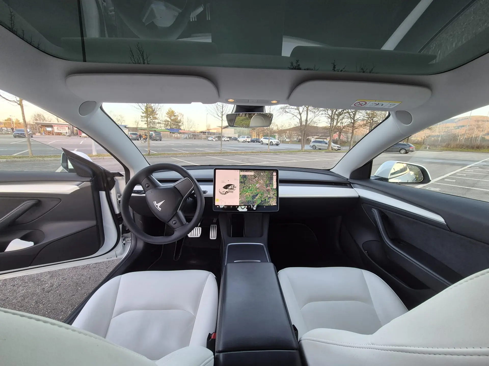 Tesla Model 3 2021 occasion Arlesheim — 4