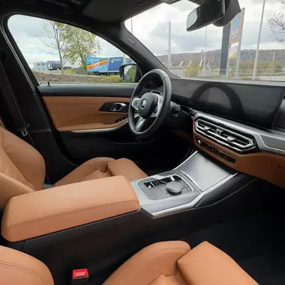 BMW M340i xDrive 48V — Berline sportive hybride légère, 27 900 km seulement — Miniature 9