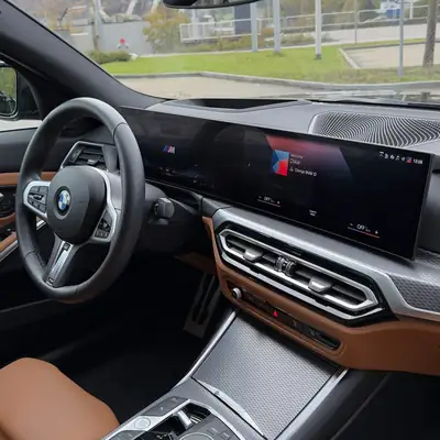 BMW M340i xDrive 48V — Berline sportive hybride légère, 27 900 km seulement — Miniature 8