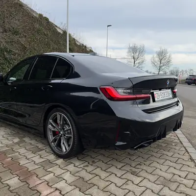 BMW M340i xDrive 48V — Berline sportive hybride légère, 27 900 km seulement — Miniature 7