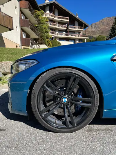BMW M2 Coupé — 370 ch, boîte manuelle, bleu métallisé, 66 000 km — Miniatura 9