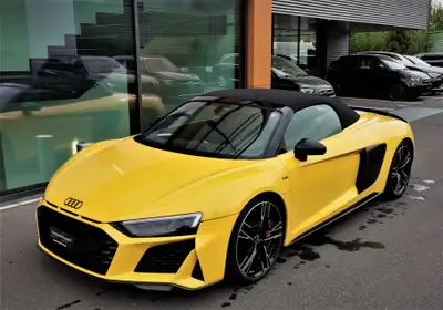Audi R8 Spyder 5.2 FSI V10 — Cabriolet haute performance, 33 500 km seulement — detail