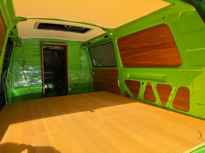 VW T3 Typ 2 — Mythique Combi Vintage 2009, Portes Coulissantes Pratiques — Seitenansicht
