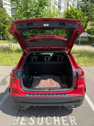 Mercedes-Benz GLA 250e AMG Line — SUV hybride rechargeable, 64'000 km, designo rouge — Thumbnail 8
