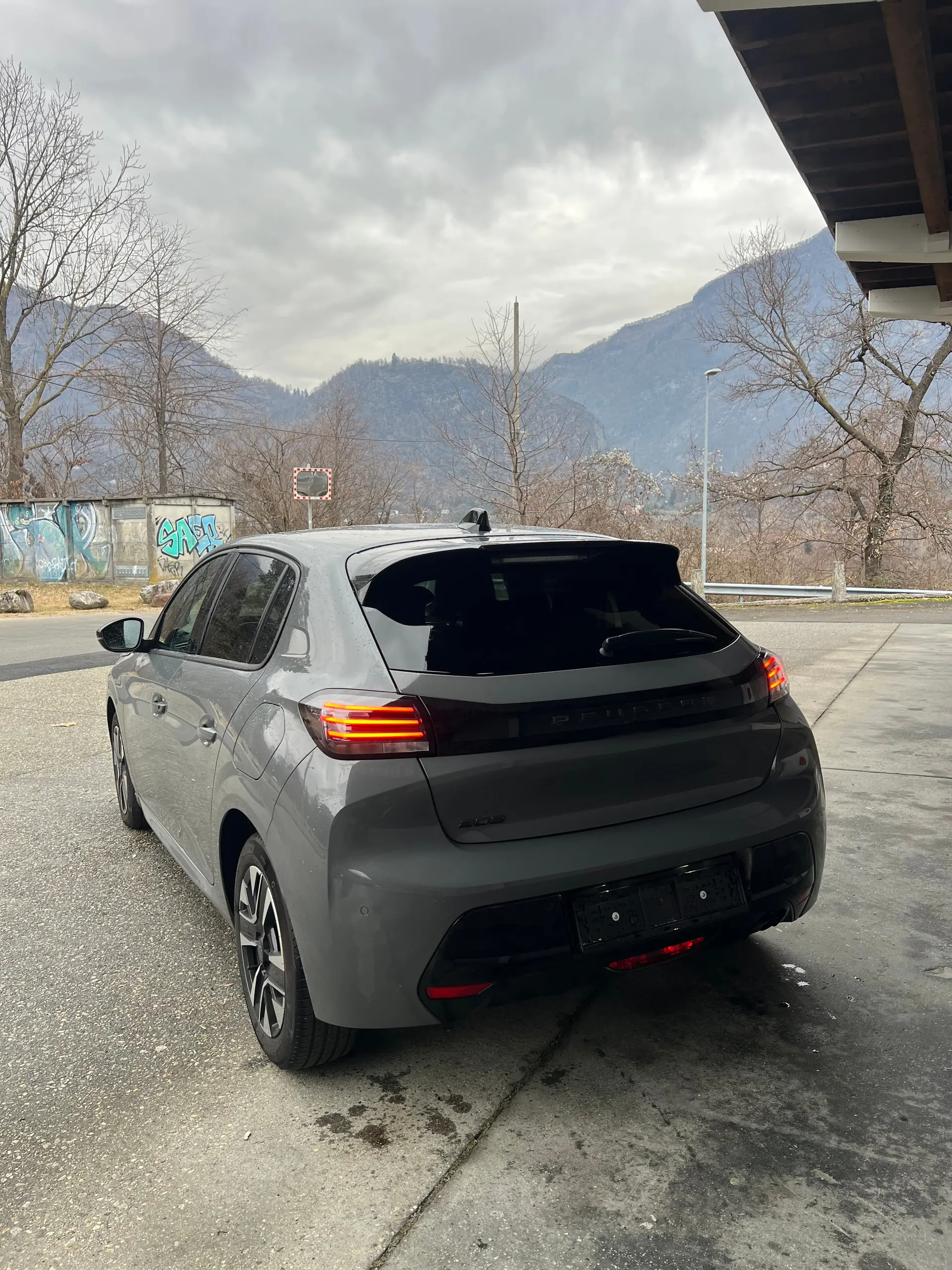Peugeot 208 2024 occasion Losone — 3