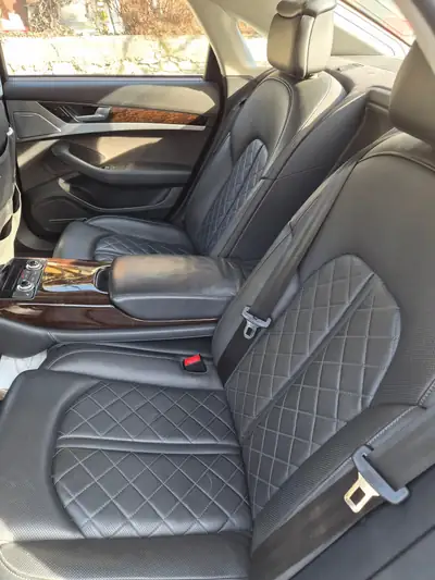 Audi A8 4.2 TDI Quattro — Berline premium diesel, révision majeure 2024/25 — Miniature 9