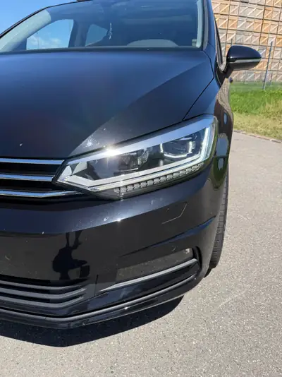 VW Touran 1.5 TSI EVO Comfortline — Monospace 7 places fiable, entretien VW régulier — Miniature 7