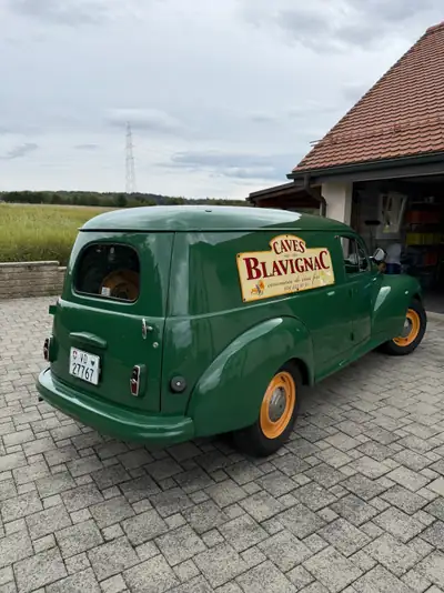 Peugeot 203 C5 Commerciale 1957 — Utilitaire vintage entièrement restauré, 56'000 km d'histoire — Seitenansicht
