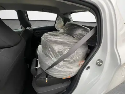Toyota Yaris 1.5 Hybrid Comfort — Citadine économe et fiable, seulement 69'000 km — Miniature 12
