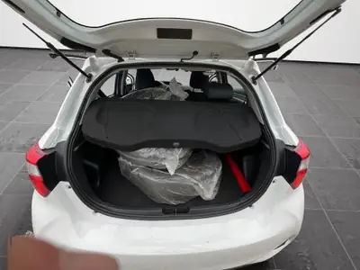 Toyota Yaris 1.5 Hybrid Comfort — Citadine économe et fiable, seulement 69'000 km — Miniature 16