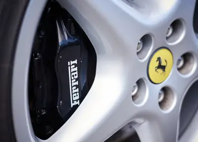 Ferrari F550 Maranello 1997 — Légendaire coupé V12 manuel, 107'000 km — Miniature 10