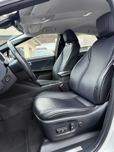 Toyota Mirai Fuel Cell Premium — Révolution hydrogène, 25 500 km seulement — Miniatur 14