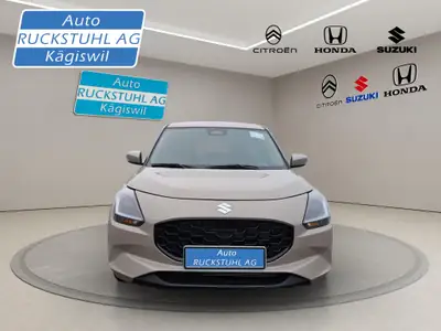 Suzuki Swift 1.2 Sakura Top Hybrid — Citadine écologique et automatique — rear view