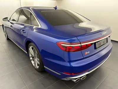 Audi S8 TFSI Quattro Tiptronic — Berline de luxe 571 ch, garantie usine 5 ans — side view