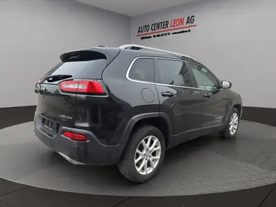 Jeep Cherokee 2.2 TD Limited AWD — SUV diesel robuste, toit panoramique, 89 400 km — detail