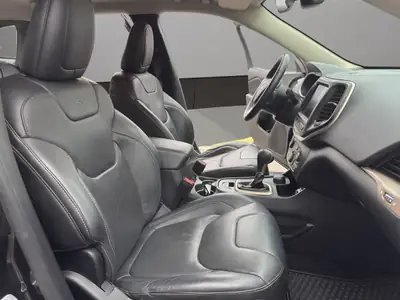 Jeep Cherokee 2.2 TD Limited AWD — SUV diesel robuste, toit panoramique, 89 400 km — Thumbnail 17