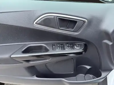 Ford B-Max 1.6 Ti-VCT Trend PowerShift — Monospace compact pratique, équipé et sans sinistre — Thumbnail 12