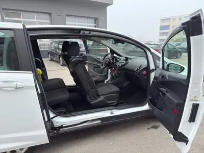 Ford B-Max 1.6 Ti-VCT Trend PowerShift — Monospace compact pratique, équipé et sans sinistre — Thumbnail 28