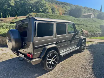 Mercedes-Benz G 63 AMG Exclusive Edition — Le SUV musclé aux 571 ch, historique sans sinistre — vista posteriore