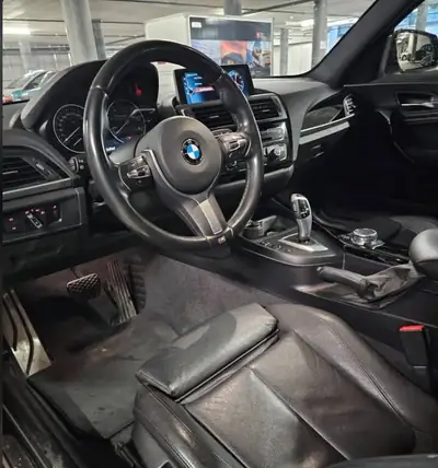 BMW 220d xDrive M Sport — Coupé diesel performant, 99 000 km, finition M Sport — Armaturenbrett