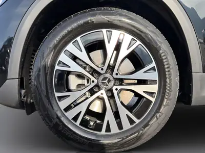 Mercedes-Benz GLA 250 4Matic — SUV compact hybride, 20 km seulement — Miniature 21