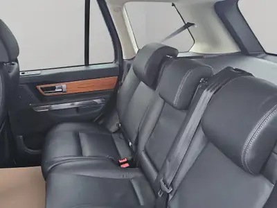 Range Rover Sport 3.0 TDV6 HSE — SUV premium diesel, entretien à jour et sans sinistre — Thumbnail 13