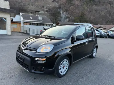 Fiat Panda 1.0 MHEV Cult — Micro-hybride économe avec four à pizza intégré — intérieur
