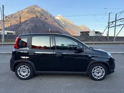 Fiat Panda 1.0 MHEV Cult — Micro-hybride économe avec four à pizza intégré — Miniature 7
