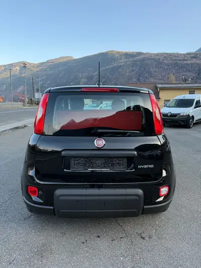 Fiat Panda 1.0 MHEV Cult — Micro-hybride économe avec four à pizza intégré — Miniature 9