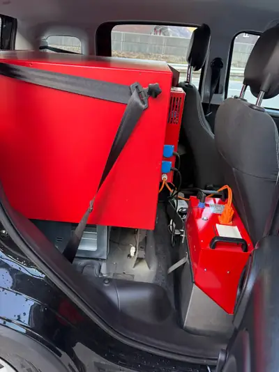 Fiat Panda 1.0 MHEV Cult — Micro-hybride économe avec four à pizza intégré — Miniature 11