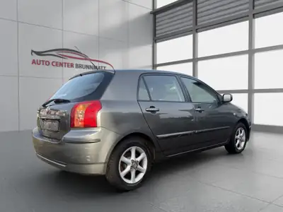 Toyota Corolla 1.6 Linea Sol — Berline fiable entretenue, boîte auto — dashboard