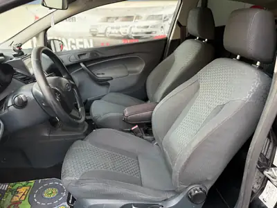 Ford Fiesta 1.6 Titanium — Citadine fiable et économique, sans accident — Miniature 11