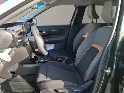 Citroën C3 Aircross 1.2 Turbo Plus 2025 — SUV urbain agile, essence économe — detail