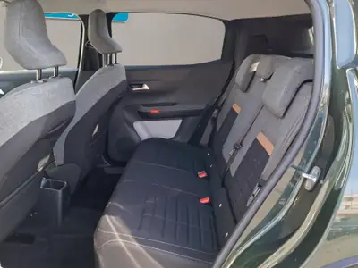 Citroën C3 Aircross 1.2 Turbo Plus 2025 — SUV urbain agile, essence économe — Thumbnail 11