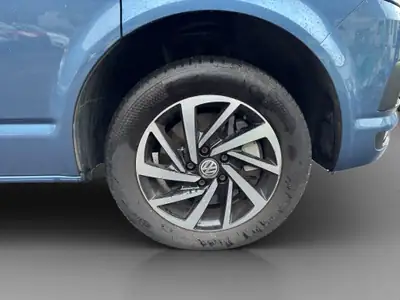 VW T6 Multivan 2.0 TDI Liberty '70J. Bulli' — 7 places, 4 roues motrices, état impeccable — Thumbnail 9