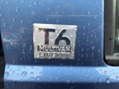 VW T6 Multivan 2.0 TDI Liberty '70J. Bulli' — 7 places, 4 roues motrices, état impeccable — Thumbnail 10