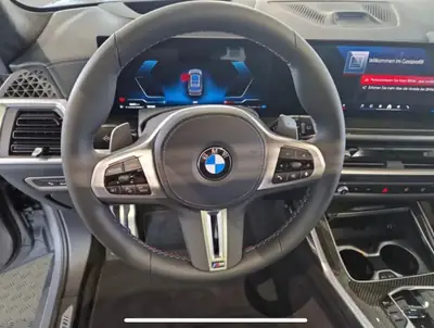 BMW X7 M60i xDrive 48V — SUV 7 places haute performance, 31'683 km seulement — Miniatur 8