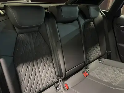 Audi A3 Sportback TFSI 110 kW S line — Sportivité et efficacité réunies — Miniatura 9