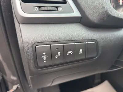 Hyundai Tucson 1.7 CRDI Vertex — SUV diesel fiable, entretien à jour, sans sinistre — Thumbnail 24