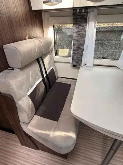 Benimar Transit Sport 340 — Camping-car compact diesel, faible kilométrage — Thumbnail 19