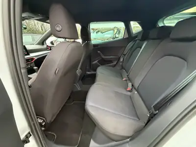SEAT Ibiza 1.5 EcoTSI — Citadine dynamique, garantie 24 mois, 2 jeux de pneus inclus — Miniature 9