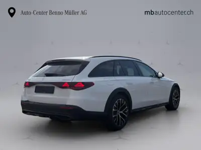 Mercedes-Benz E 450 All-Terrain Avantgarde — Break hybride 4matic, 20 km seulement — tableau de bord